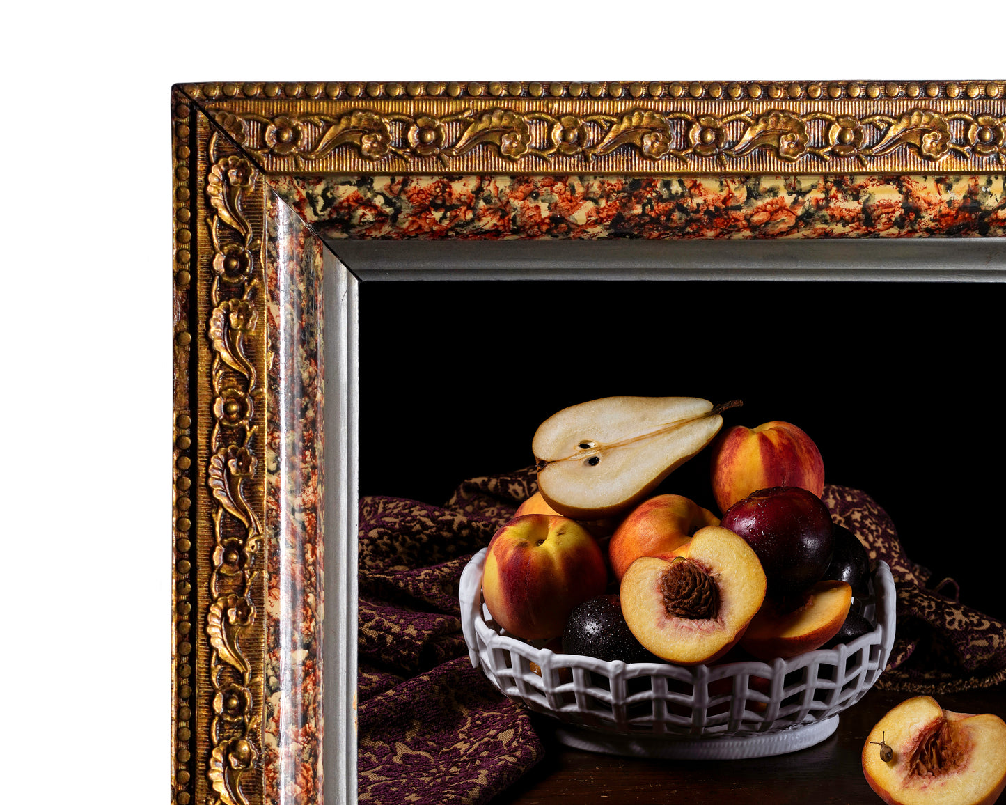 'Sāwan' in Antique Frame