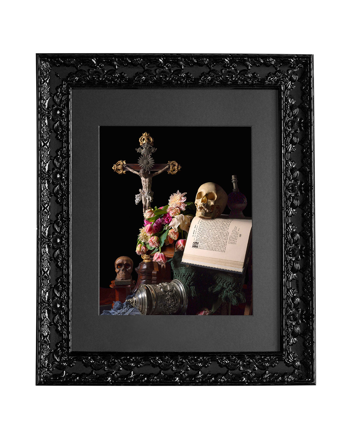 Flēotan - Victorian Inspired Wall Frame