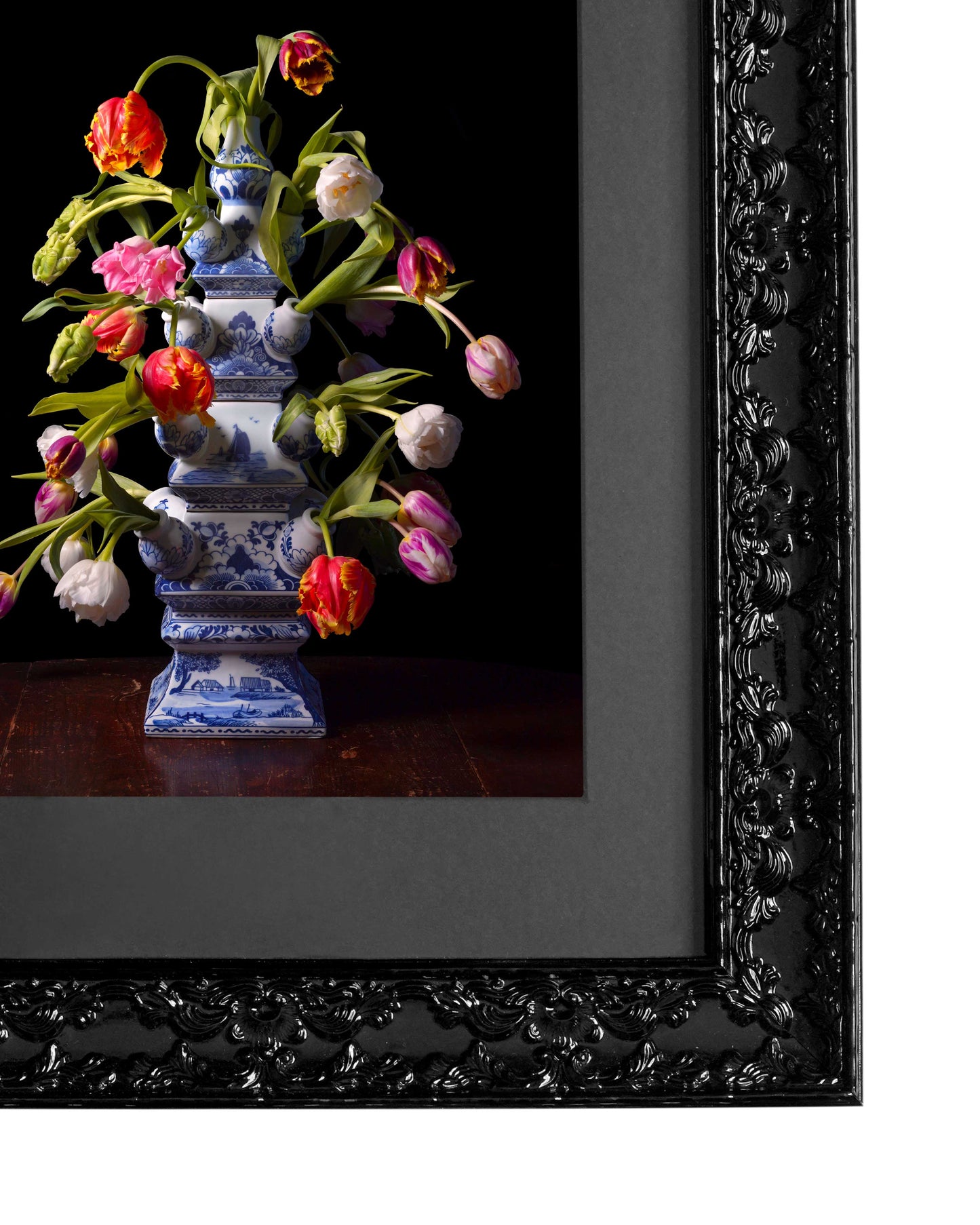 Tulpenmani - Victorian Inspired Wall Frame